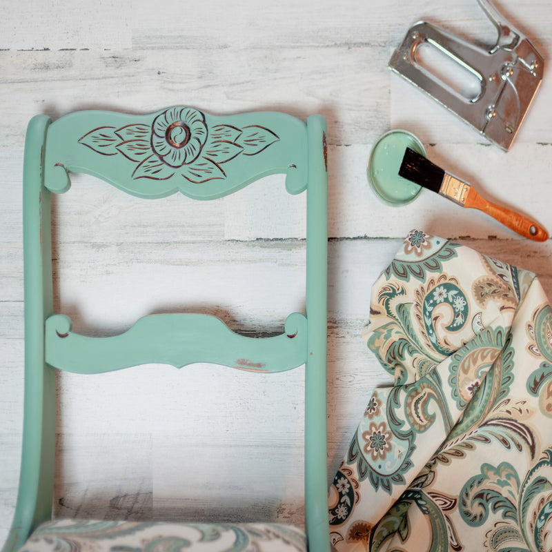 Upcycling furniture 