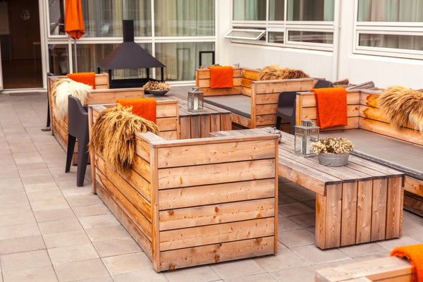Cleaning and Maintaining your Outdoor Wooden Furniture